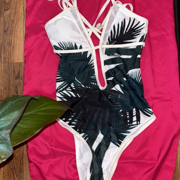 🌹Macolily swim wear - Picture 3 of 6